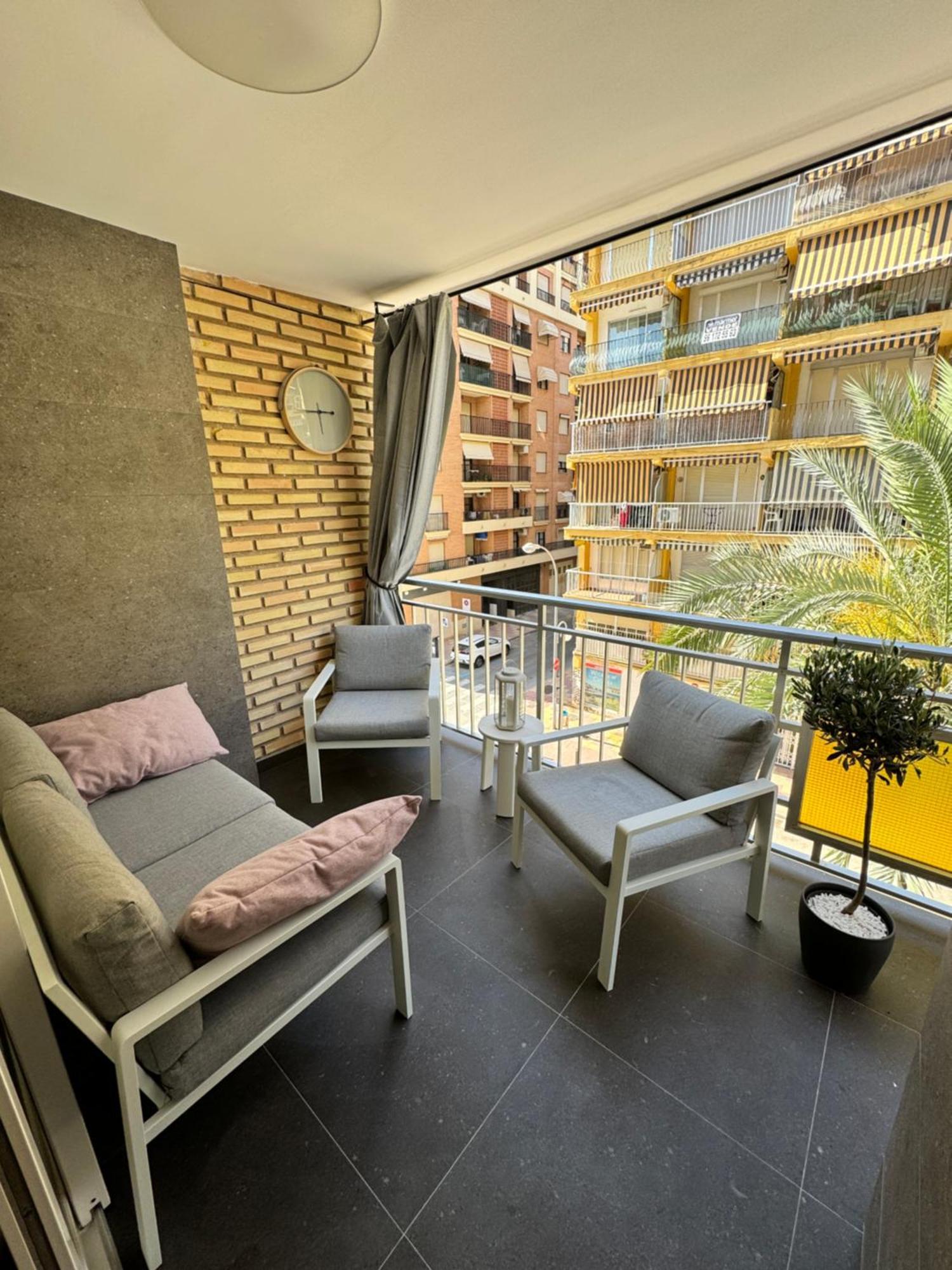 Luxury Apartment Y After Renovation In Cullera With Parking Exterior photo